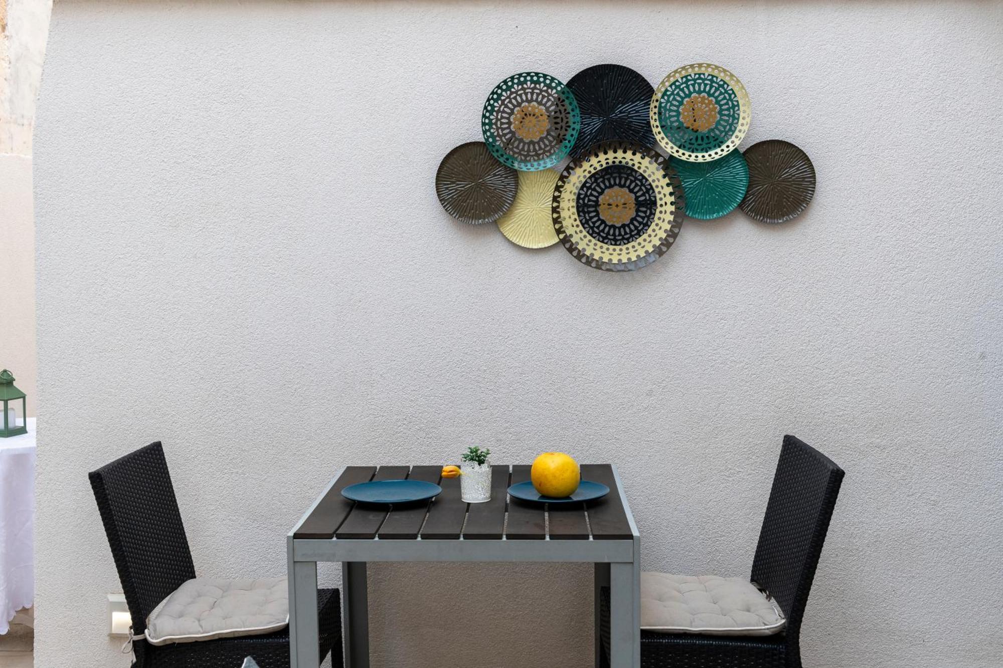 Amoroza Apartment