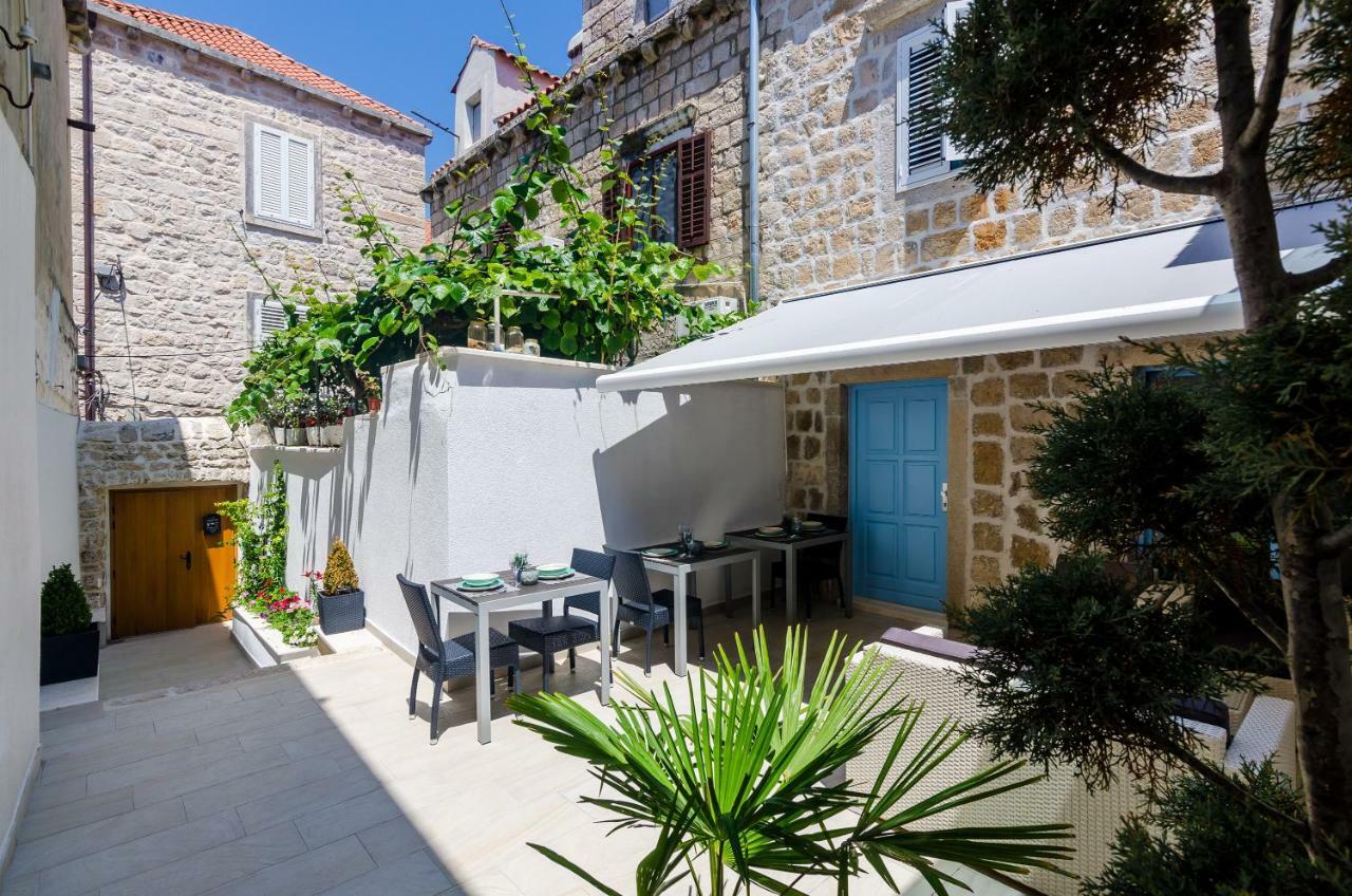 Amoroza * Cavtat